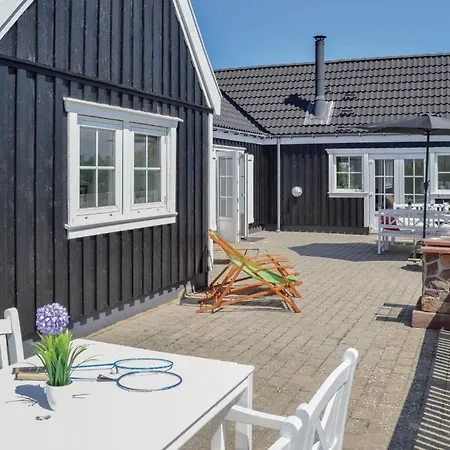 3 Bedroom Cozy In * Vejby